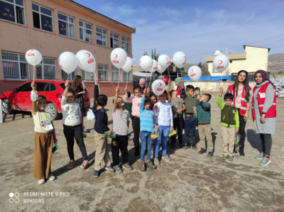 Öğrencilerimizden Kızılay Haftasında Anlamlı Çalışma...