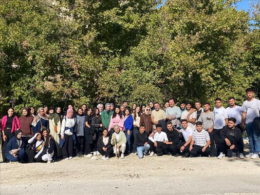 sosyoloji-kulubu-apartman-magaralarini-ziyaret-etti-halkla-bulustu